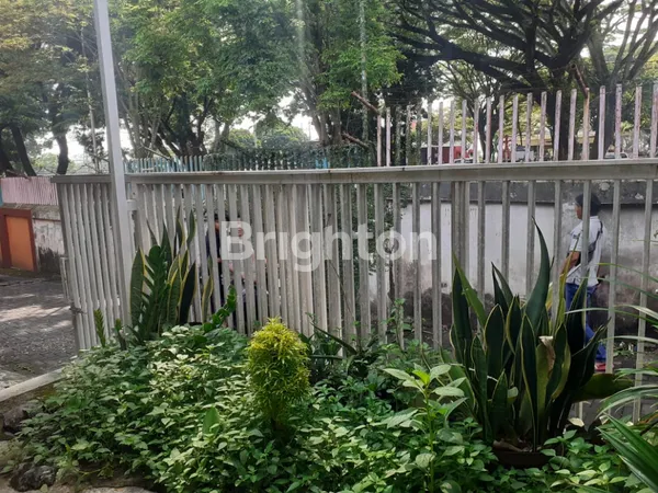 image RUMAH BARAT TAMAN REKREASI SENGKALING  (5)