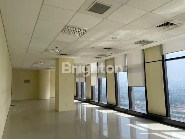 image SEWA KANTOR SIAP OPERASI DI ALAMANDA TOWER SIMATUPANG – LANTAI TINGGI , VIEW KOTA JAKARTA (7)