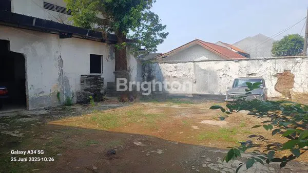 image BANGUNAN LAMA DI JOGLO KEMBANGAN – LAHAN LUAS COCOK UNTUK USAHA ATAU REDEVELOPMENT (1)