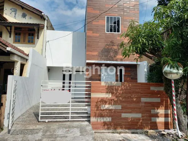 image RUMAH 2 LANTAI ANTAPANI, LT 112 LB 150 (1)