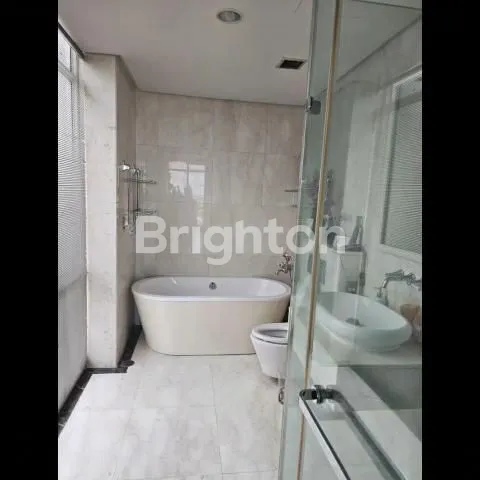 image APARTMENT MEWAH SURABAYA BARAT DENGAN LONG GOLF VIEW APARTMENT ADHIWANGSA \N (5)