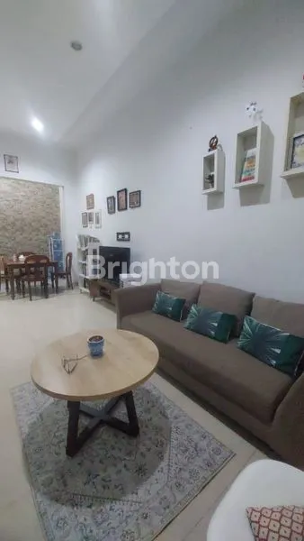 image DIJUAL RUMAH DIMELATI MAS (2)