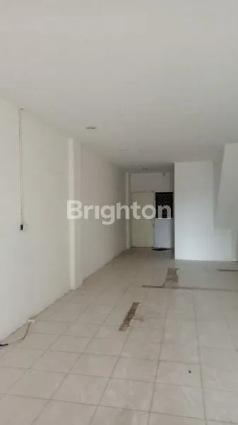 image RUKO 3 LANTAI LOKASI STRATEGIS SRENGSENG JAKARTA BARAT (3)