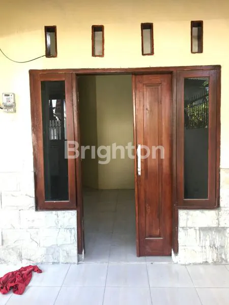 image RUMAH 2 LANTAI 4KT STRATEGIS DI DAU DEKAT KAMPUS DAN TEMPAT WISATA (3)