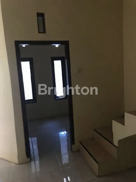 image RUMAH 2 LANTAI 4KT STRATEGIS DI DAU DEKAT KAMPUS DAN TEMPAT WISATA (4)