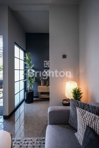 image RUMAH MEWAH BINTARO LT150 FULLY FURNISHED (3)