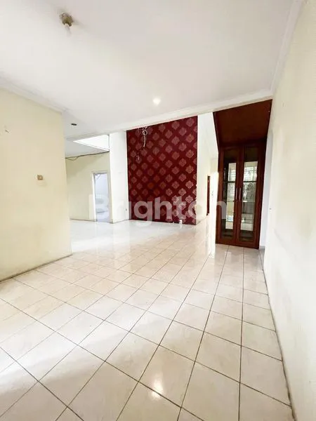 image RUMAH 5 KT SHM DI TAMAN GALAXY BEKASI (2)