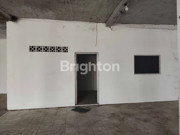 image GUDANG LUAS 700 M² PINGGIR JALAN BESAR DI LANGENHARJO (7)