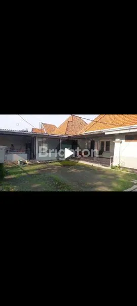 image RUMAH EKSKLUSIF JALAN DIPONEGORO, HALAMAN LUAS (1)