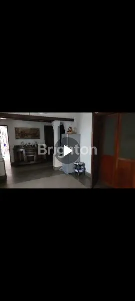 image RUMAH EKSKLUSIF JALAN DIPONEGORO, HALAMAN LUAS (2)