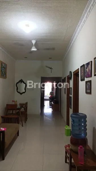 image DIJUAL RUMAH APIK, LOKASI SANGAT STRATEGIS, COCOK BUAT USAHA FOOD COURT  (2)