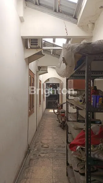 image DIJUAL RUMAH APIK, LOKASI SANGAT STRATEGIS, COCOK BUAT USAHA FOOD COURT  (7)