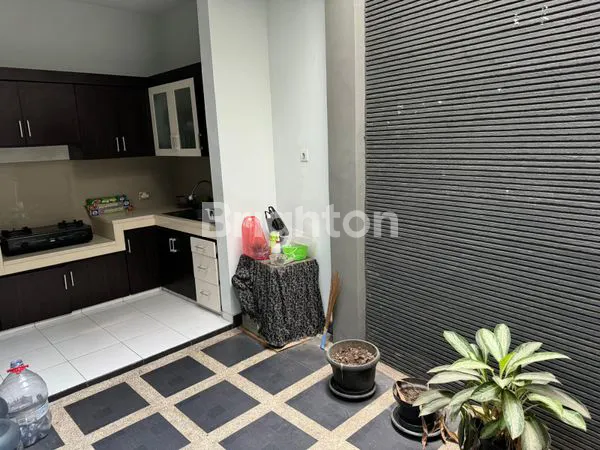 image RUMAH MEWAH 2 LANTAI DI JATI PERMAI (6)