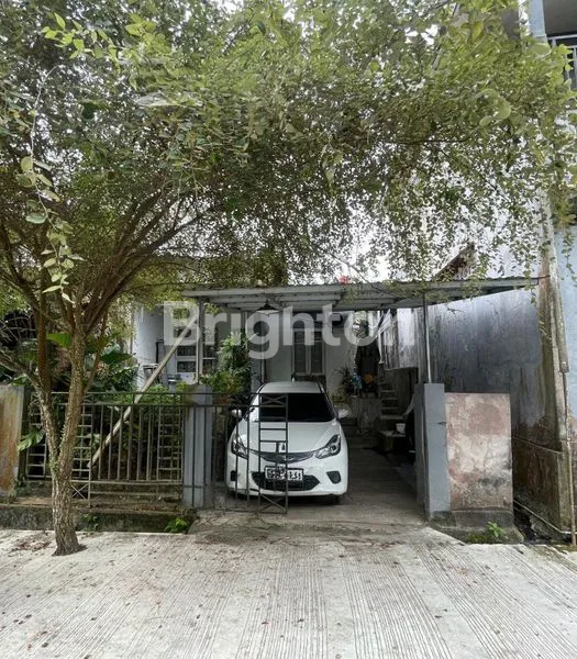 image RUMAH VILLA DAMAI (1)