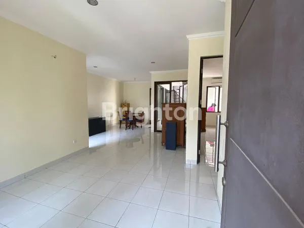 image LEGENDA WISATA RUMAH SIAP HUNJ (3)