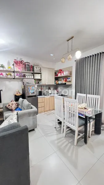 image RUMAH 2 LANTAI SIAP HUNI FULL FURNISH DI GRAND WISATA BEKASI (6)