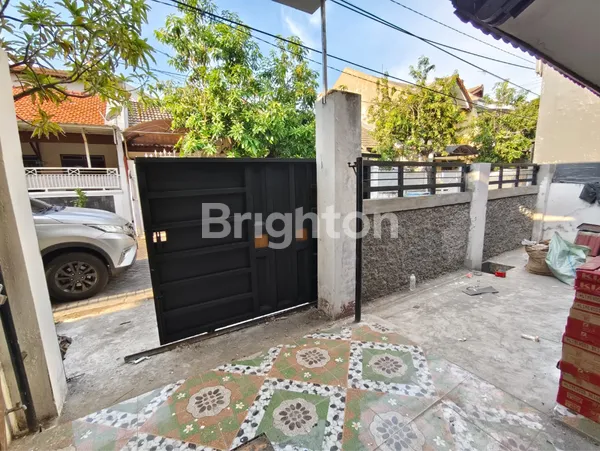 image RUMAH RUNGKUT SIAP HUNI FULL RENOV DEKAT UPN DAN MERR (2)