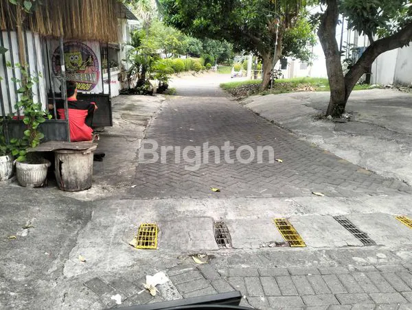 image RUMAH STRATEGIS GRESIK LT 157M², 3KT (2)