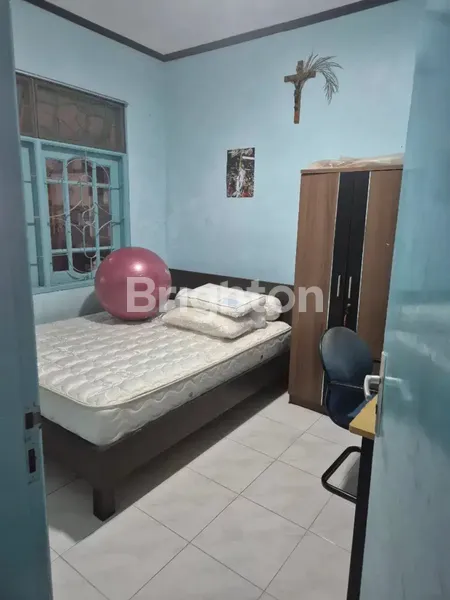 image RUMAH LAMA NIRWANA EKSEKUTIF TERAWAT ROW JALAN KEMBAR DEKAT MERR (5)