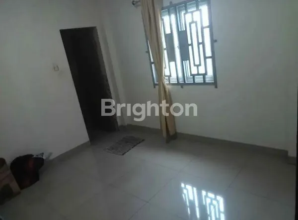 image RUKO 2.5 LANTAI SHM DI YOS SUDARSO MEDAN (4)