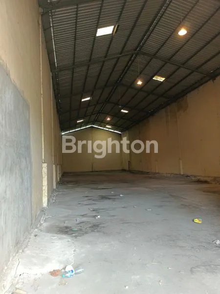 image GUDANG DAN KANTOR SIAP PAKAI DI JALAN LINTAS  PEKANBARU (5)