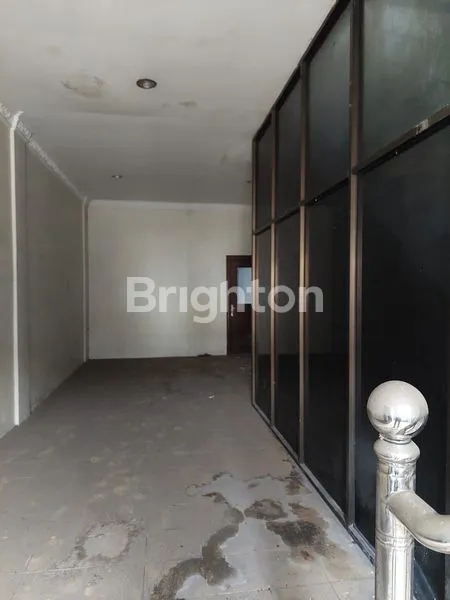 image RUKO 3 1/2 TINGKAT RAME PADAT PENDUDUK (3)