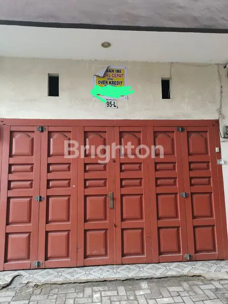 image TOWN HOUSE 3 TINGKAT . (2)