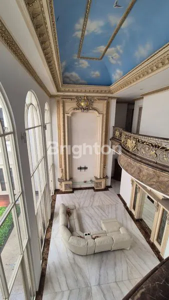 image DIJUAL RUMAH MEWAH AMERIKA STYLE, VILLA BUKIT REGENCY PAKUWON INDAH (3)