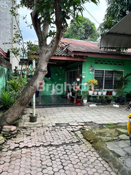 image RUMAH 2-IN 1, LOKASI STRATEGIS! JALAN PURI MEDAN AREA (2)