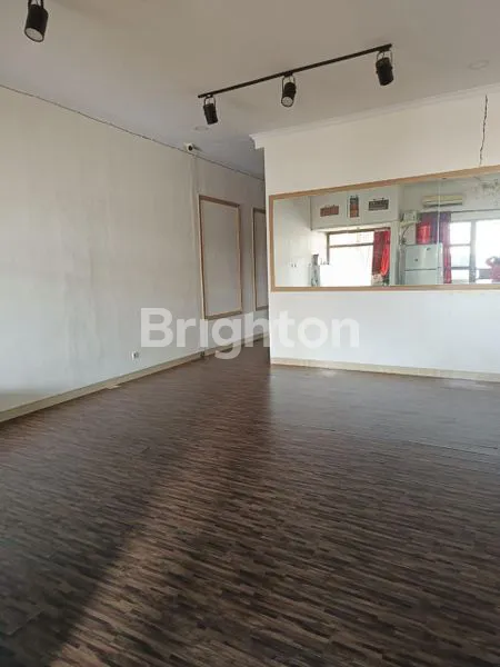 image RUMAH STRATEGIS PINGGIR JALAN RAYA DEPAN BAYWALK MALL PLUIT (7)