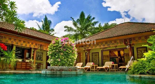 image DIJUAL VILLA WITH 7 BUNGALOWS  (1)