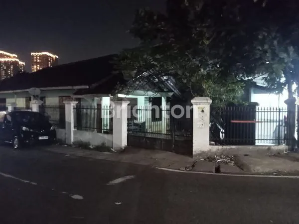 DIJUAL TANAH DI JLN CIPUTAT RAYA PONDOK PINANG KEB LAMA JAKARTA SELATAN.