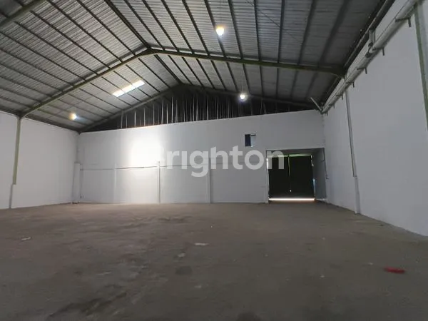 image SEWA GUDANG STRATEGIS 25X48M AREA PERGUDANGAN (3)