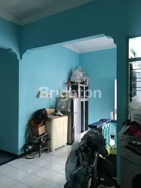 image RUMAH SIAP HUNI SANGAT STRATEGIS, SIMPANG DARMO PERMAI SELATAN. (3)