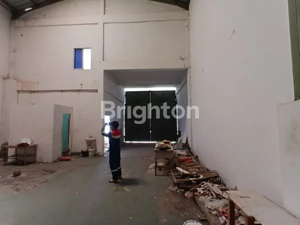 image SEWA GUDANG STRATEGIS 10X42 AREA PERGUDANGAN (8)