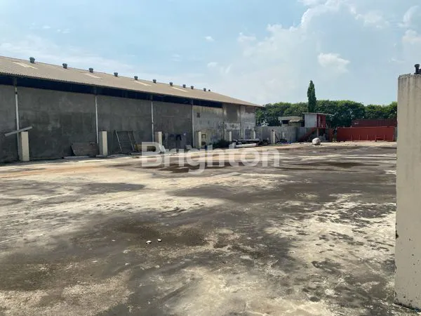 image TANAH COR BETON 2376M² DI KAPUK, SIAP PAKAI JAKARTA UTARA (6)