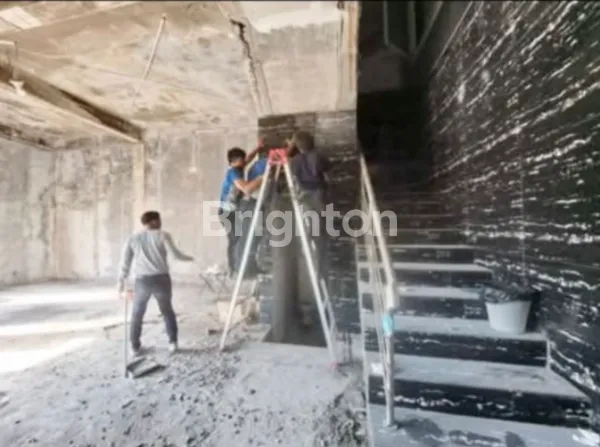 image RUMAH DARMO PERMAI, LOKASI STRATEGIS, SELANGKAH KE BUKIT DARMO GOLF (3)