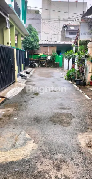 image DIJUAL RUMAH DI KAYURINGIN, BEKASI SELATAN. RUMAH SIAP HUNI DAN LOKASI STRATEGIS (8)