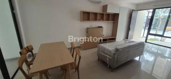 image RUMAH PIK2 90M2 CLUSTER CALIFORNIA PIK 2 MILENIAL FULL FURNISHED SIAP HUNI JAKARTA UTARA (3)