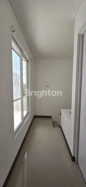 image RUMAH ROYAL RESIDENCE, CLUSTER HAREWOOD (6)