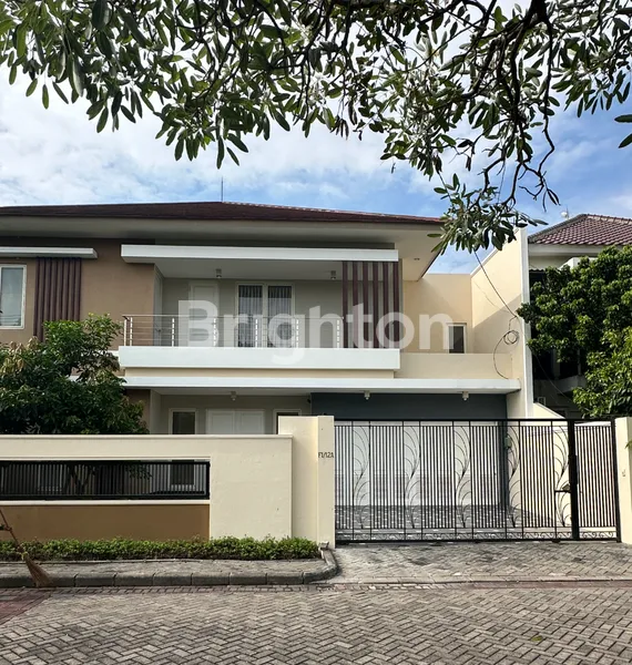 image RUMAH HOOK DIAN ISTANA (1)