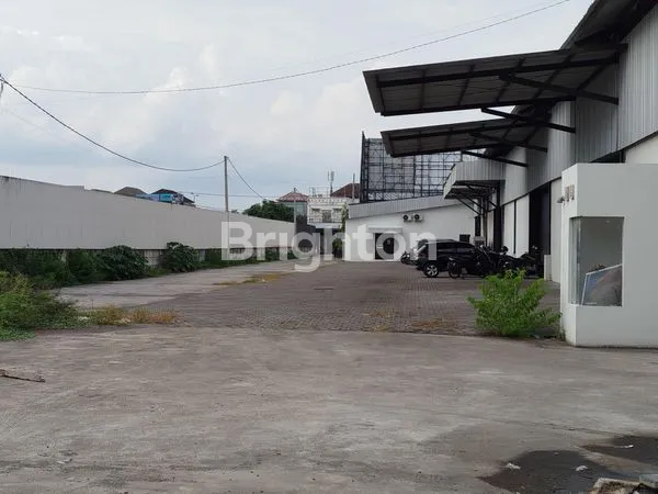 image DISEWAKAN GUDANG STRATEGIS SIAP PAKAI AKSES TRONTON DI BYPASS SUWUNG SIDAKARYA DENPASAR SELATAN BALI\N (4)