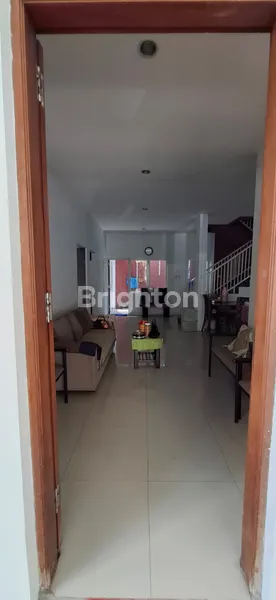 image SIAP HUNI FURNISHED DKT TIPTOP DAN LAP GOLF RAWAMANGUN EKONOMIS NEGO (4)