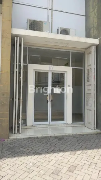 image DIJUAL CEPAT! GUDANG + KANTOR 2 LANTAI DI LOKASI SUPER STRATEGIS, JL. GARUDA SAKTI KM.3 PEKANBARU! (2)