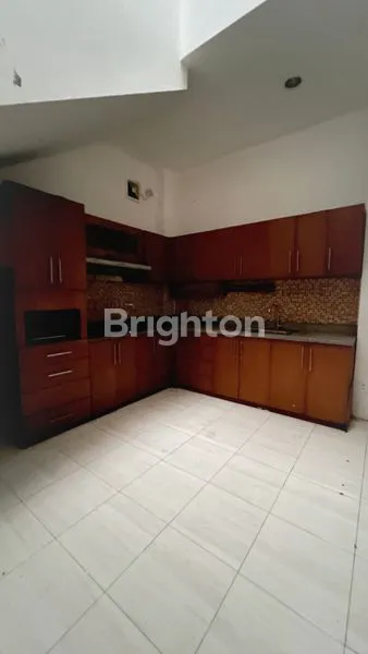 image RUKO DI JL. HONGGOWONGSO SOLO (8)