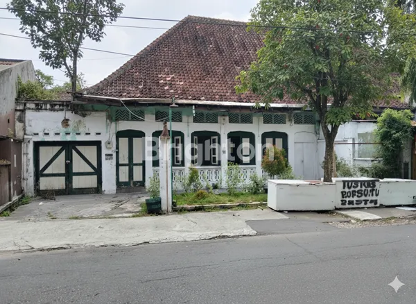 RUMAH DIJUAL DAN BISA DISEWA JUGA DI JL.CUT NYAK DIEN, LT 395M²