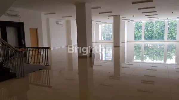 image COMERCIAL AREA COCOK BUAT PERKANTORAN DI NOL JALAN RAYA  (4)