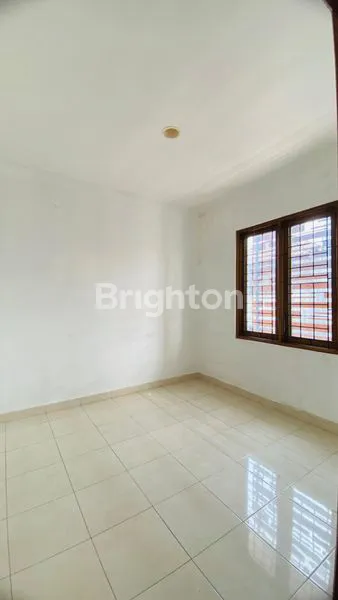 image RUMAH MINIMALIST LUAS DAN SIAP HUNI DI AREA FAVORIT DENPASAR SELATAN (7)