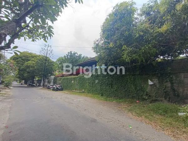 image TANAH BONUS BANGUNAN TERAWAT DI KAWASAN PREMIUM RENON (5)