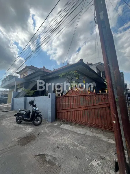 image DIJUAL RUMAH SIAP HUNI DAN 2 RUKO SEKALIGUS DILOKASI STRATEGIS RENON (1)